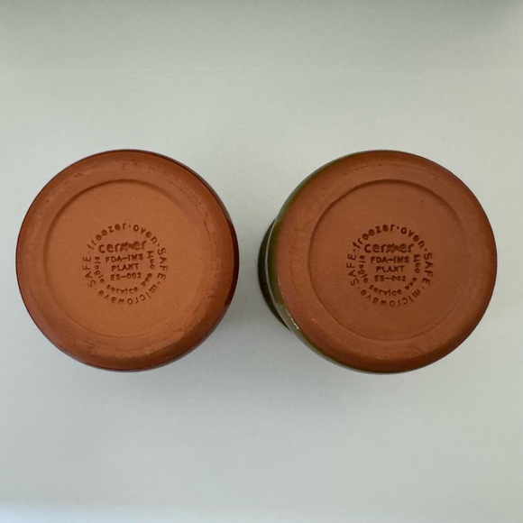 Two - La Fermiere Glazed Yogurt Pots Olive Green & Espresso Brown - Limited Fall - Picture 3 of 5